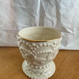 Lenox beaded Elegant Cream and Gold Candle Holder